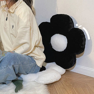 Black / White / Pink Daisy Flower Seat Cushion Home & Garden by The Kawaii Shoppu | The Kawaii Shoppu