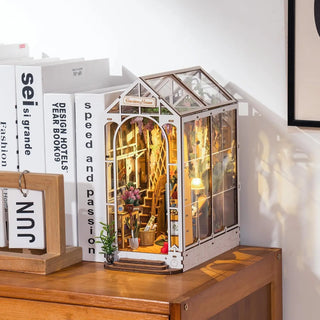 Garden Shed DIY Book Nook Kit with Lights