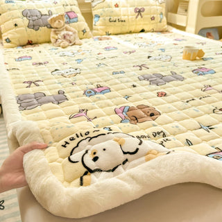 Cosy Printed Milk-Fleece Mattress Pad – Optional Pillowcase Set