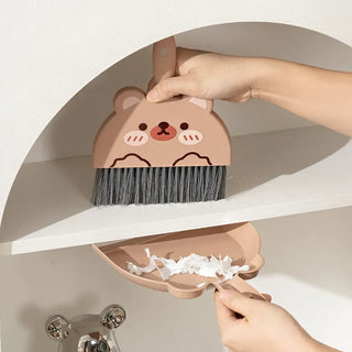 Little Animal Desk Brush & Dustpan Set