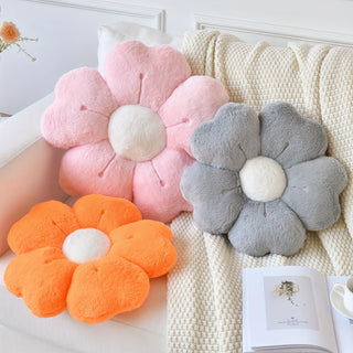 Cosy Daisy Plush Flower Cushion