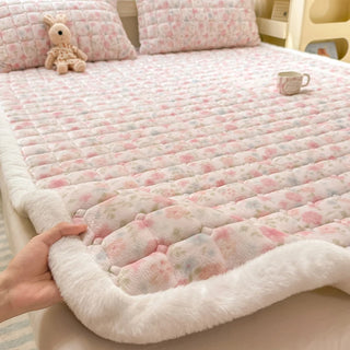Cosy Printed Milk-Fleece Mattress Pad – Optional Pillowcase Set