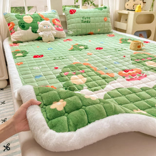 Cosy Printed Milk-Fleece Mattress Pad – Optional Pillowcase Set
