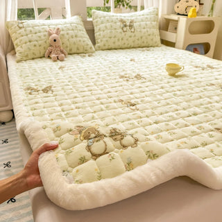 Cosy Printed Milk-Fleece Mattress Pad – Optional Pillowcase Set