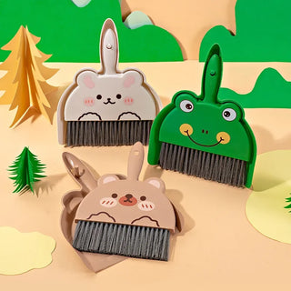 Little Animal Desk Brush & Dustpan Set