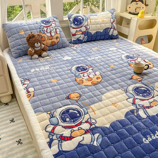 Cosy Printed Milk-Fleece Mattress Pad – Optional Pillowcase Set