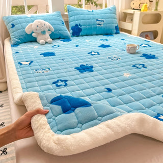 Cosy Printed Milk-Fleece Mattress Pad – Optional Pillowcase Set