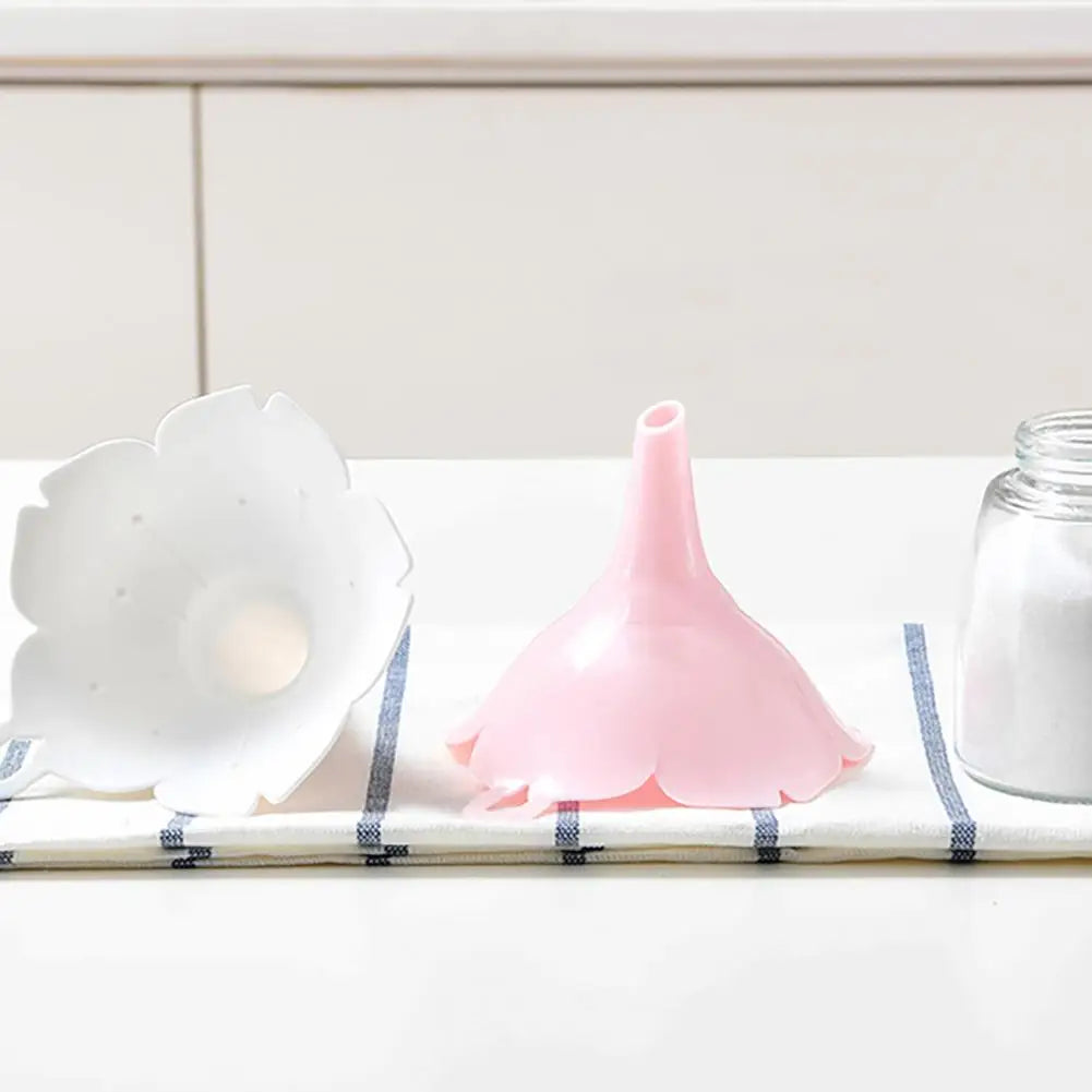 New 2Pcs/Set Sakura Flower Shape Liquid Funnels 2Pcs Home & Kitchen by The Kawaii Shoppu | The Kawaii Shoppu