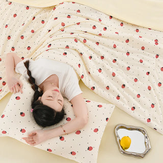 Silky Cooling Blanket – Double-Sided Ice Silk Summer Comforter