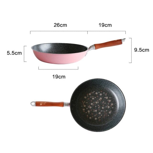 https://thekawaiishoppu.com/cdn/shop/products/japanese-tamagoyaki-omelette-non-stick-pan-type-b-black-accessory-the-kawaii-shoppu-3_1024x1024.jpg?v=1657951381